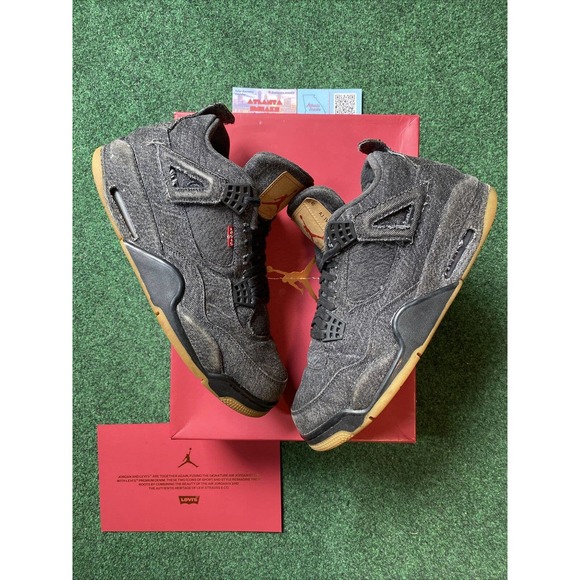 Size 12 - Jordan 4 Retro x Levi\'s Black Denim 2018 main image 4